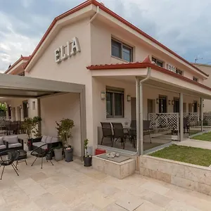 Elia Luxury , Stavros (Thessaloniki) Grecia